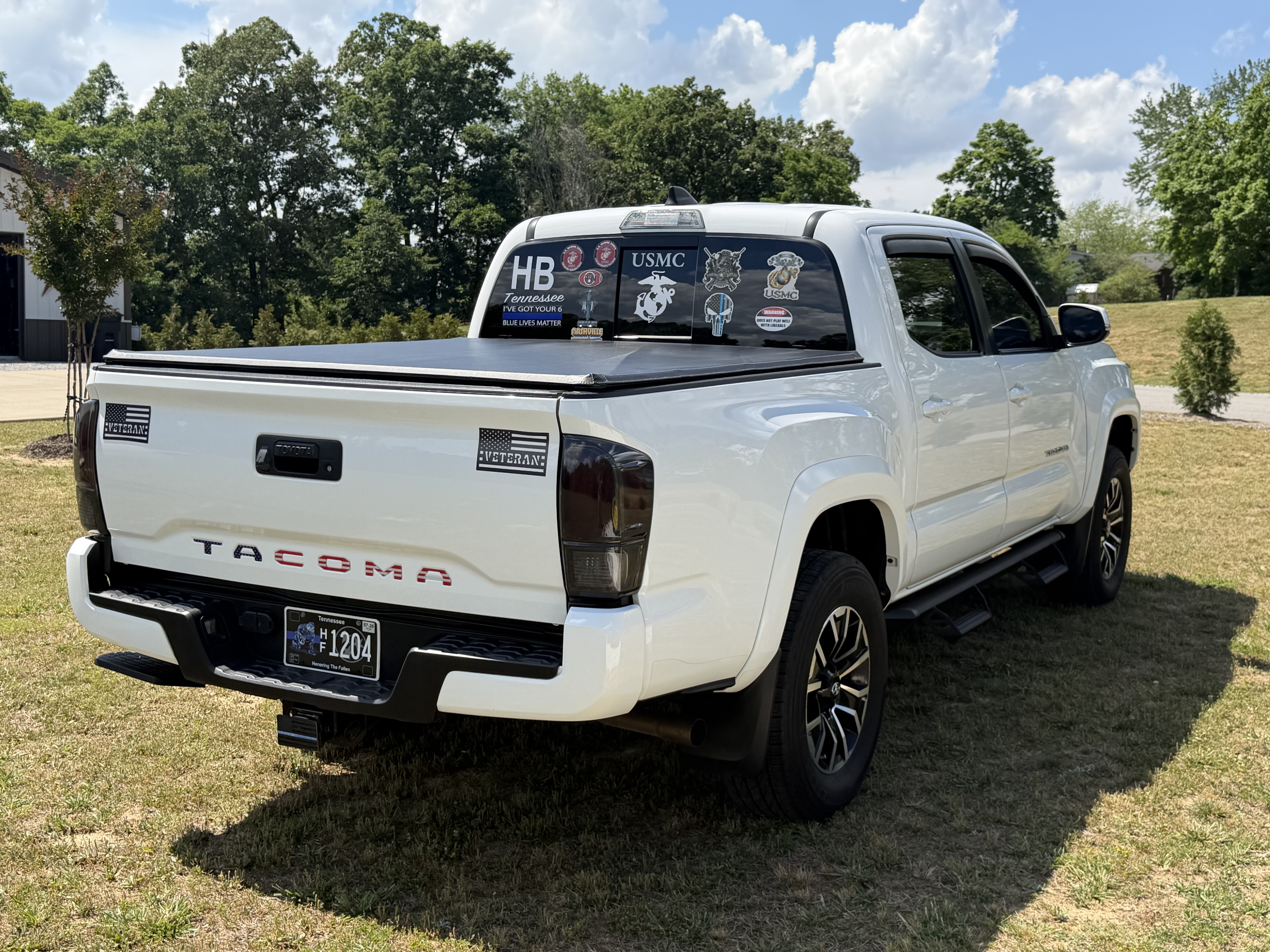 Used 2023 Toyota Tacoma TRD Sport AWD/4WD image 8