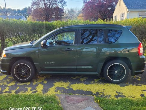 Used 2008 Jeep Compass Sport image 1