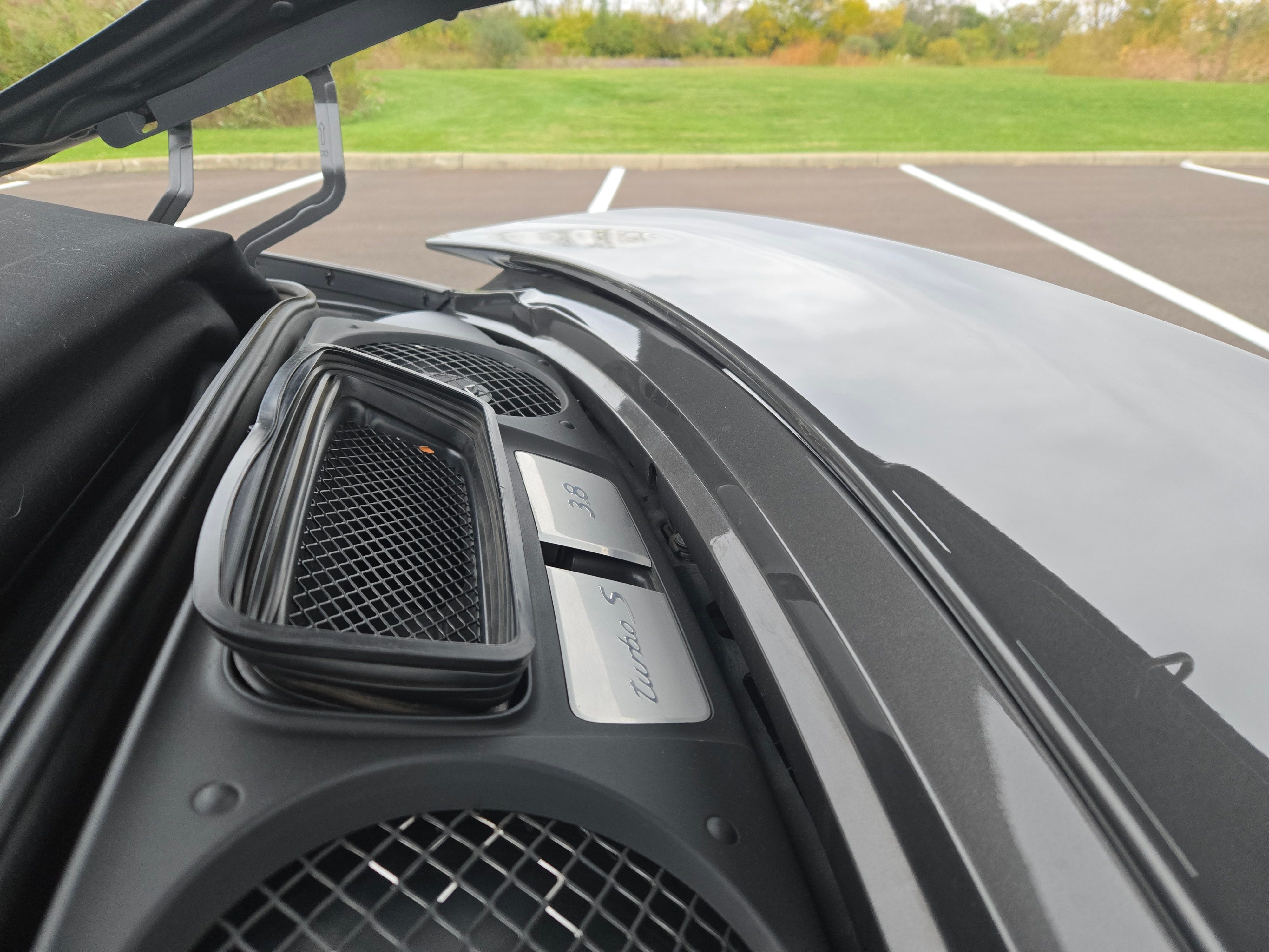 Used 2015 Porsche 911 Turbo S AWD/4WD image 15