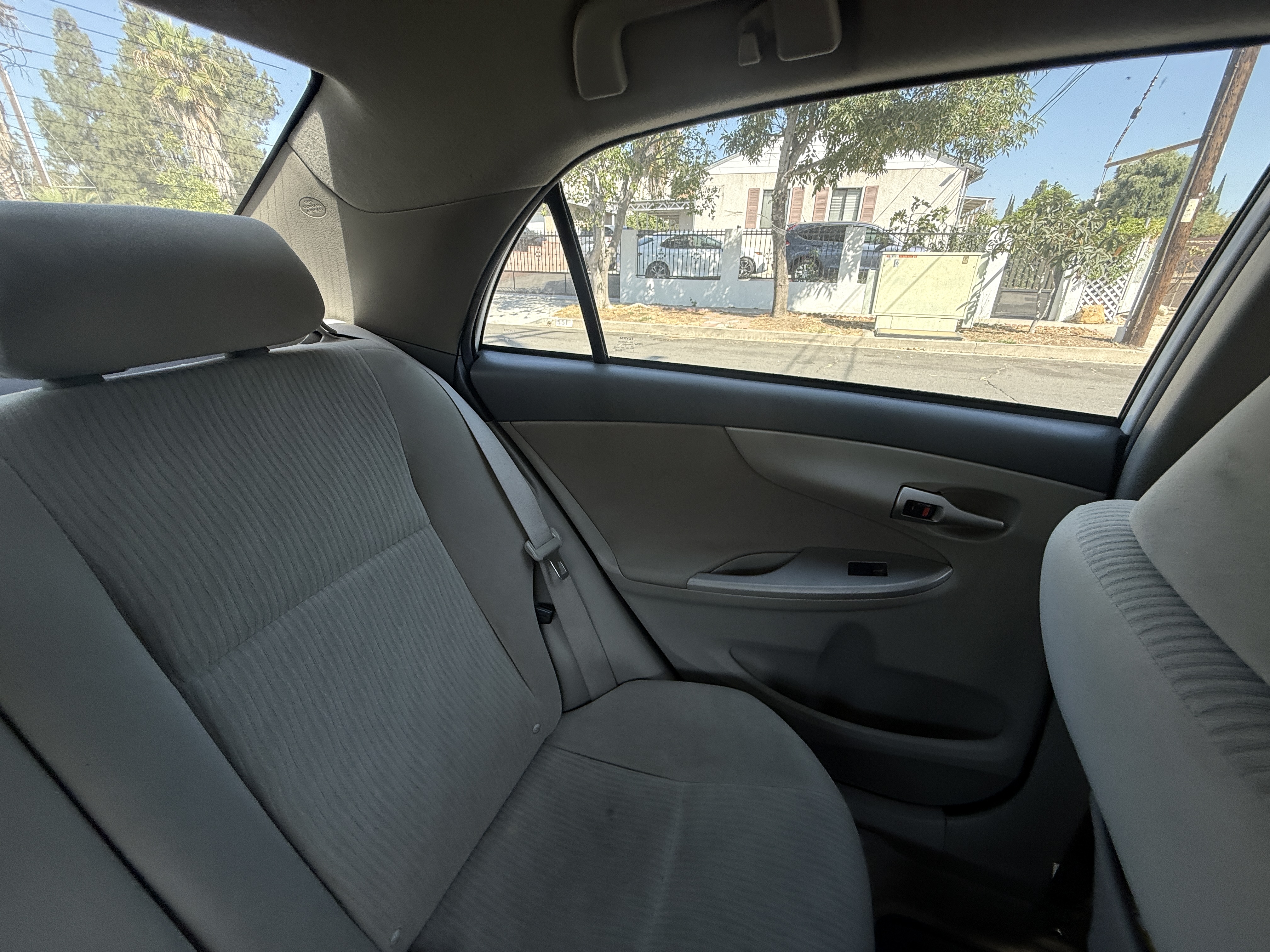 Used 2010 Toyota Corolla FWD image 2