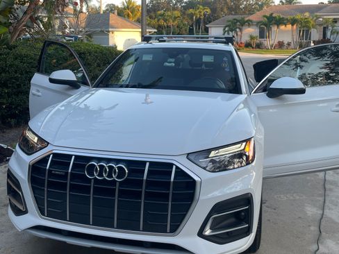 Used 2021 Audi Q5 2.0T Premium w/ Convenience Package image 11