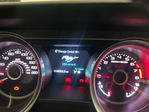 Used 2014 Ford Mustang Shelby GT500 w/ Equipment Group 821A image 11