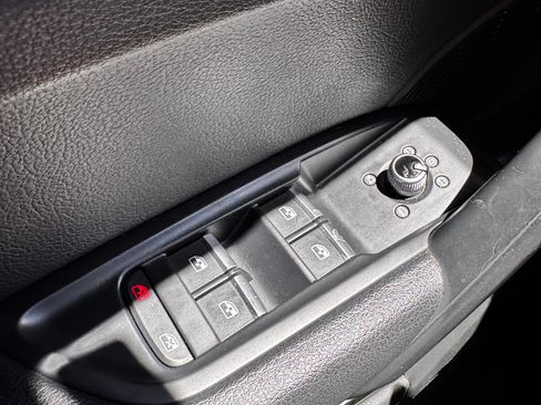 Used 2018 Audi Q5 2.0T Premium Plus w/ Premium Plus Package image 22