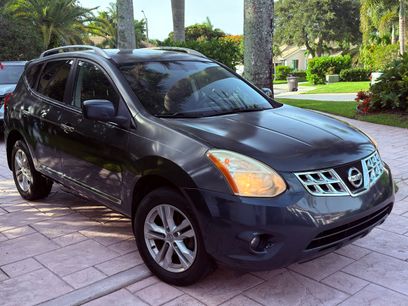 Used 2013 Nissan Rogue SV w/ Premium Pkg