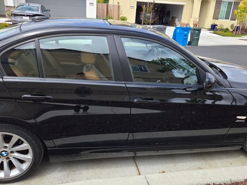 Used 2011 BMW 328i xDrive Sedan image 6