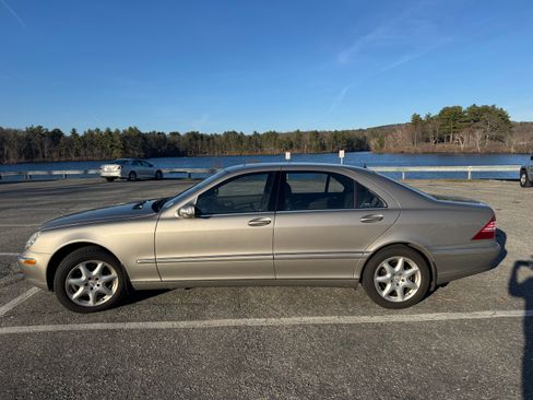 Used 2005 Mercedes-Benz S 500 4MATIC image 1