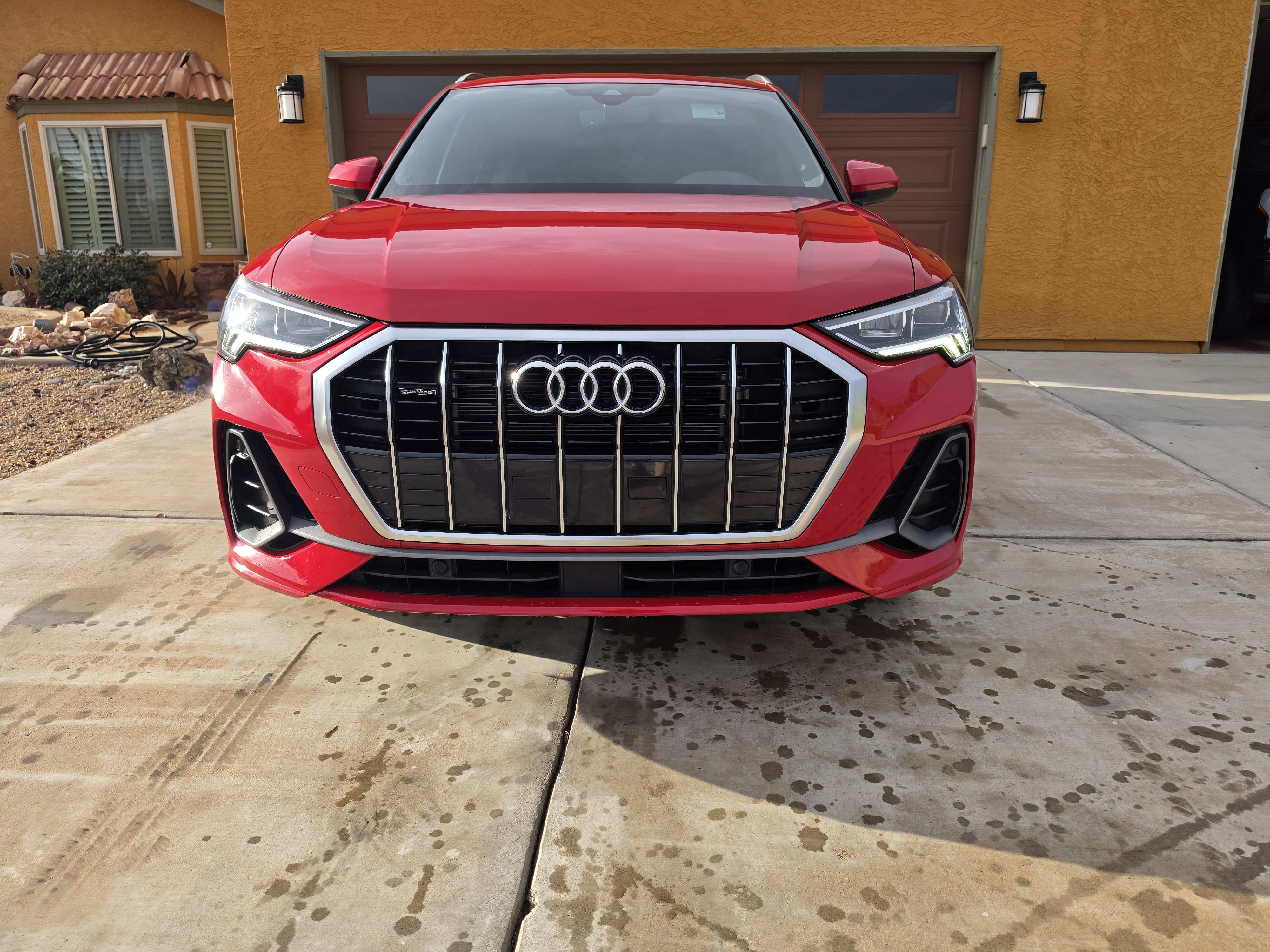 Used 2024 Audi Q3 2.0T Premium AWD/4WD image 2