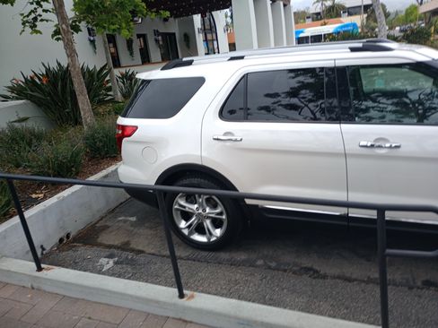 Used 2011 Ford Explorer Limited w/ 302A Rapid Spec Order Code image 10