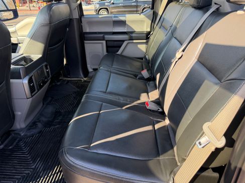 Used 2018 Ford F250 XLT w/ XLT Premium Package image 10