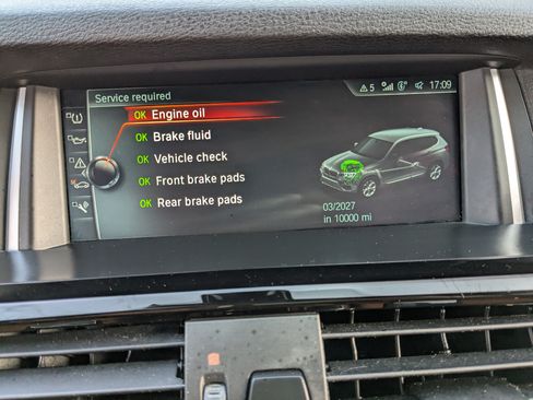 Used 2017 BMW X3 xDrive28i image 15