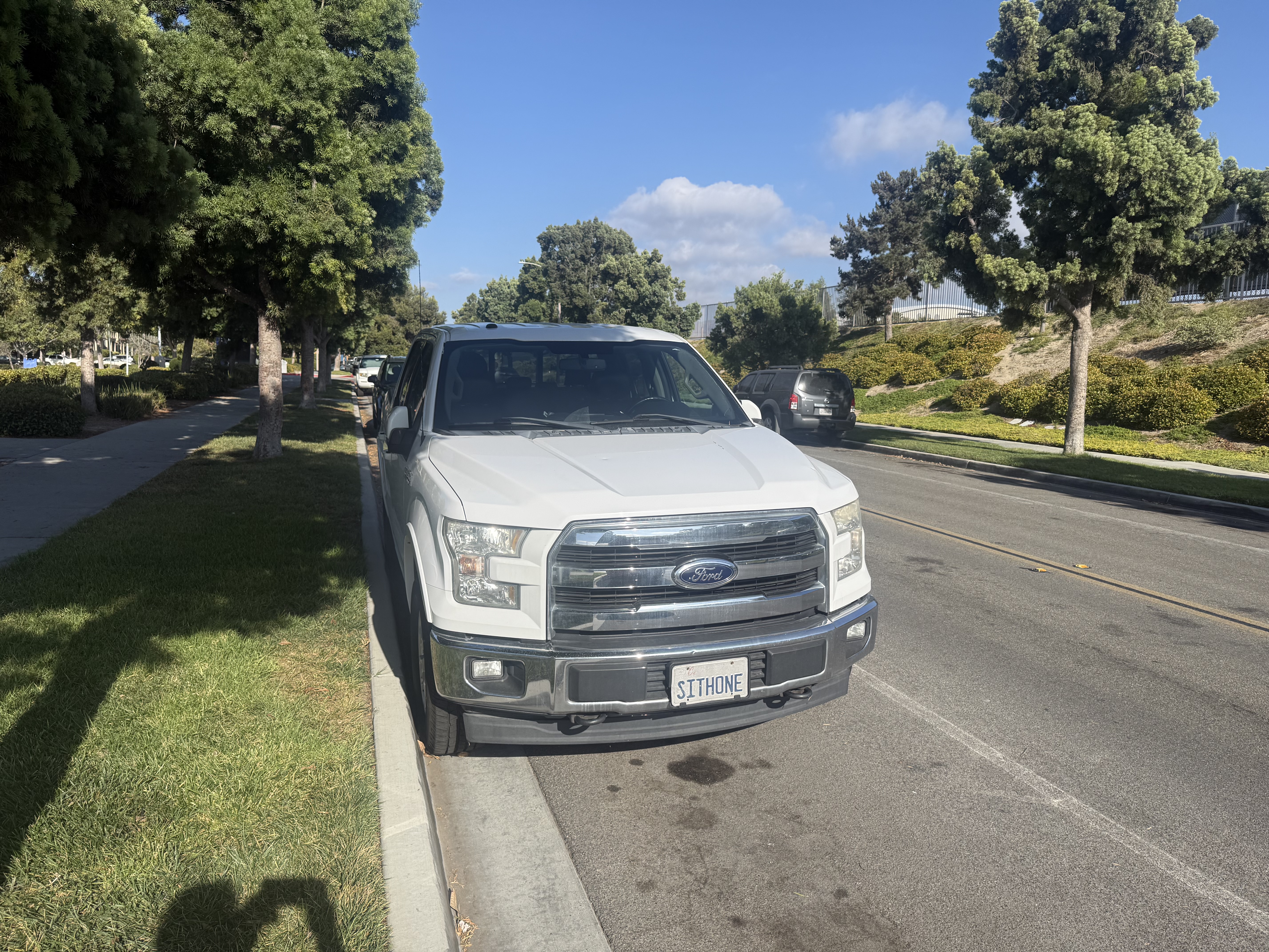 Used 2017 Ford F150 Lariat w/ FX4 Off-Road Package AWD/4WD image 2
