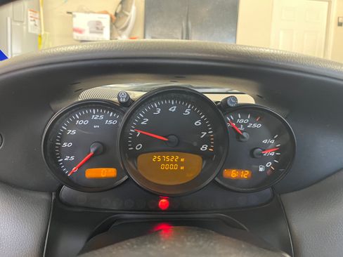 Used 2001 Porsche Boxster image 9