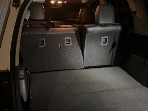 Used 2017 Mitsubishi Outlander SEL image 4