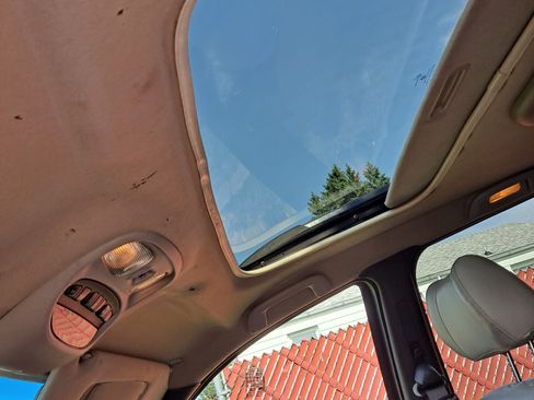 Used 2001 Jeep Grand Cherokee Limited AWD/4WD image 21