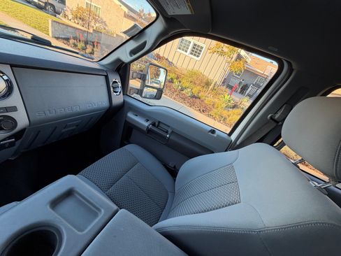 Used 2016 Ford F250 XLT image 5