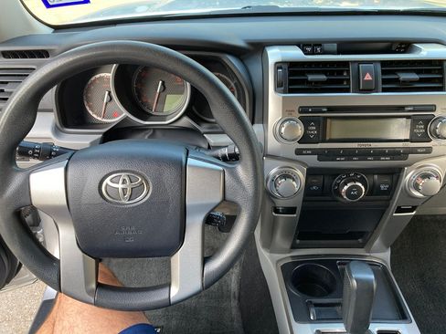 Used 2011 Toyota 4Runner SR5 RWD image 20