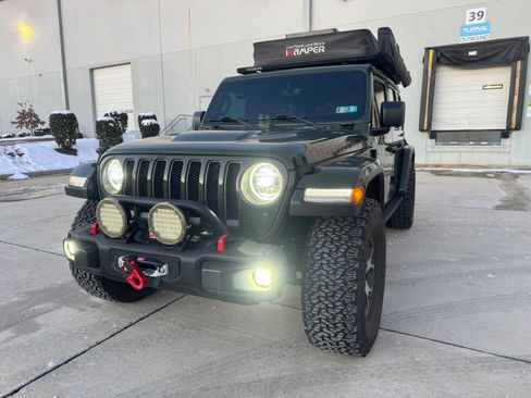 Used 2021 Jeep Wrangler Unlimited Rubicon AWD/4WD image 8