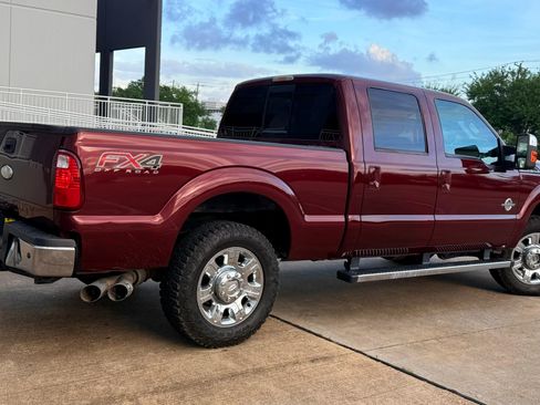 Used 2012 Ford F250 Lariat w/ Lariat Ultimate Pkg AWD/4WD image 8