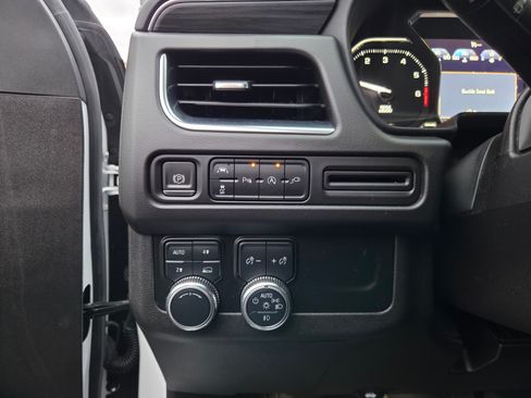 Used 2021 GMC Yukon SLT image 15