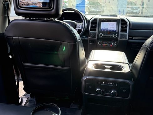 Used 2020 Ford Expedition Max Platinum image 10