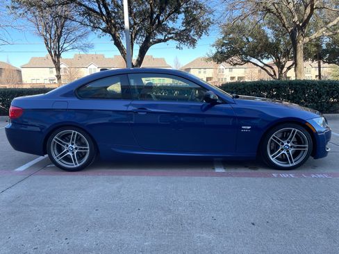 Used 2012 BMW 335is Coupe image 4
