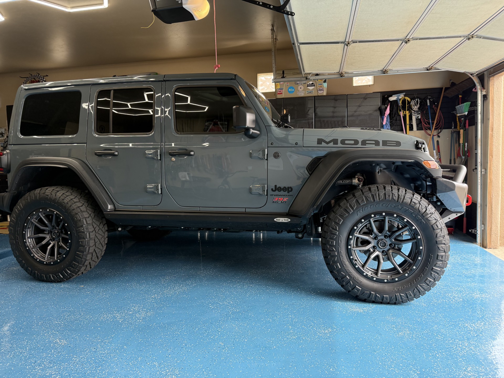 Used 2026 Jeep Wrangler Unlimited Rubicon 392 w/ Quick Order Package 27X Moab AWD/4WD image 1