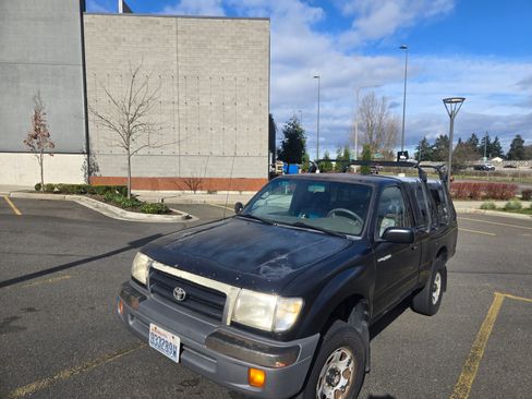 Used 1998 Toyota Tacoma 4x4 Regular Cab image 8