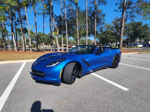 Used 2015 Chevrolet Corvette Stingray Convertible w/ 3LT Preferred Equipment Group image 6
