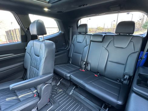 Used 2023 Kia Telluride SX Prestige X-Line image 13