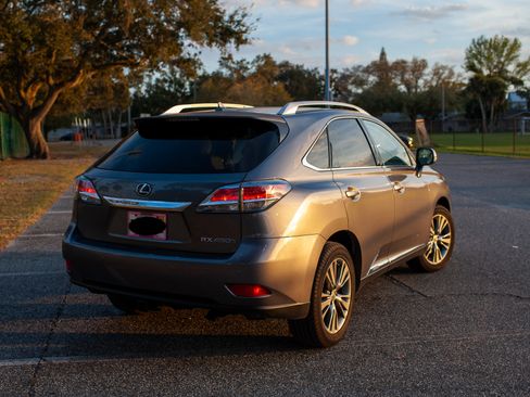 Used 2013 Lexus RX 450h AWD w/ Navigation Pkg image 2