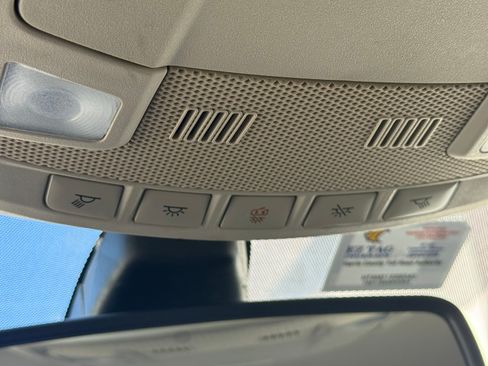 Used 2019 Ford Fusion SE image 9