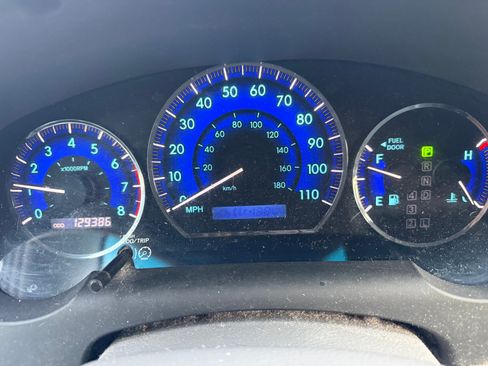 Used 2010 Toyota Sienna XLE Limited image 12