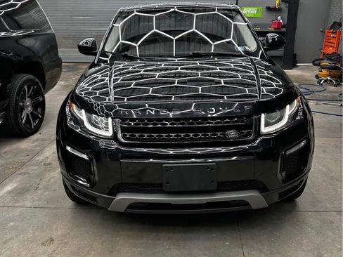 Used 2017 Land Rover Range Rover Evoque SE AWD/4WD image 1
