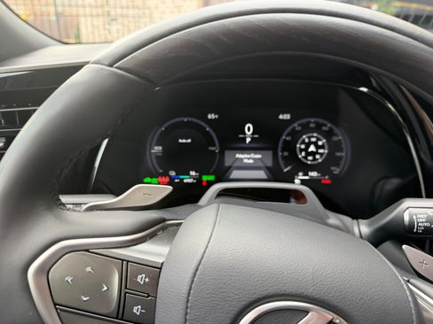 Used 2026 Lexus RX 450h AWD w/ Convenience Package image 15