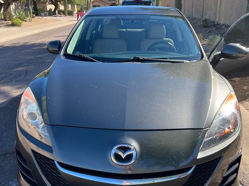 Used 2010 MAZDA MAZDA3 i Touring image 5