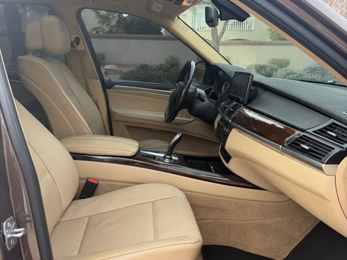 Used 2013 BMW X5 xDrive35i image 14