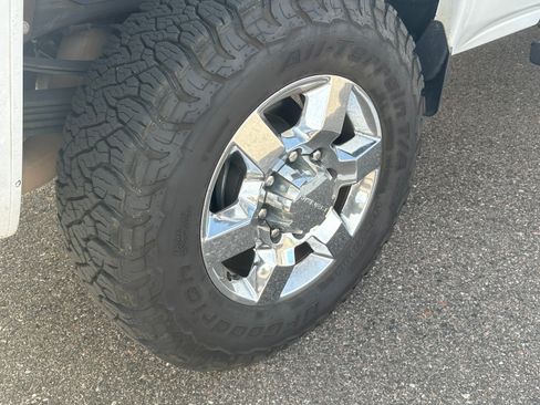 Used 2017 GMC Sierra 3500 Denali w/ Duramax Plus Package image 28