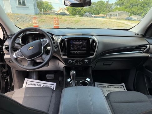 Used 2019 Chevrolet Traverse LS w/ LPO, Floor Liner Package FWD image 12