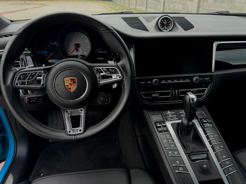 Used 2021 Porsche Macan S AWD/4WD image 18