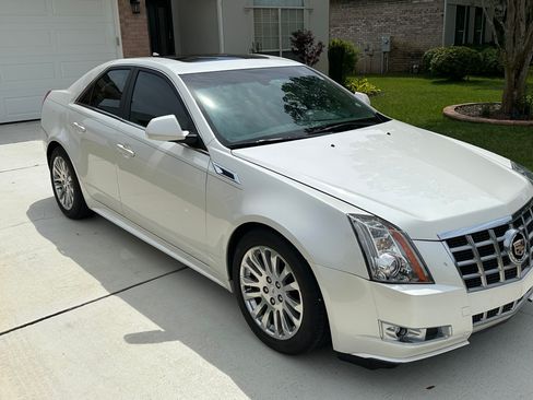 Used 2013 Cadillac CTS Premium RWD image 9