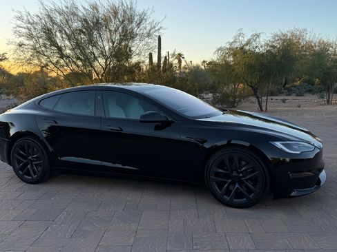 Used 2022 Tesla Model S Standard Range image 10