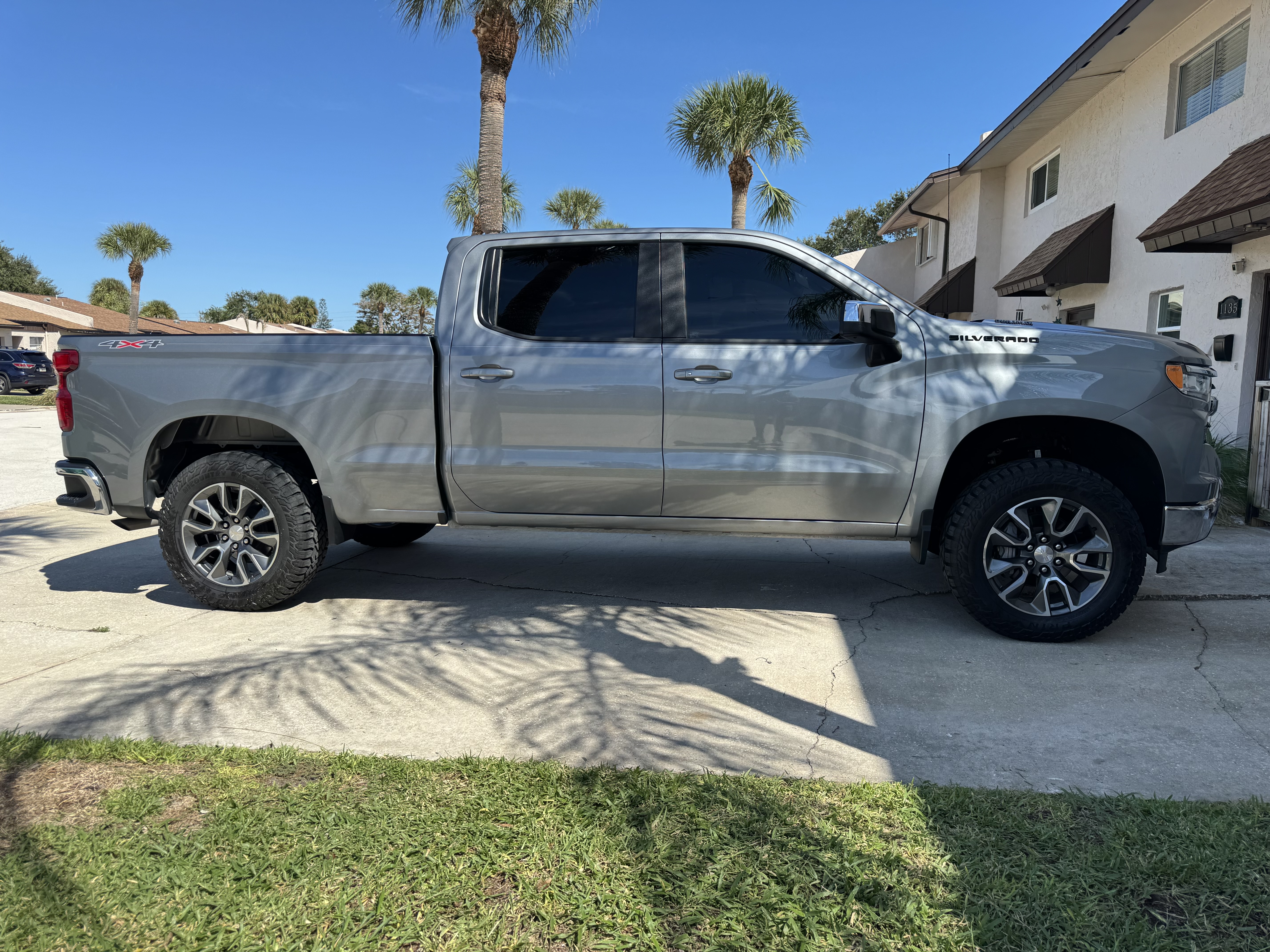 Used 2023 Chevrolet Silverado 1500 LT w/ LPO, Dark Essentials Package AWD/4WD image 2