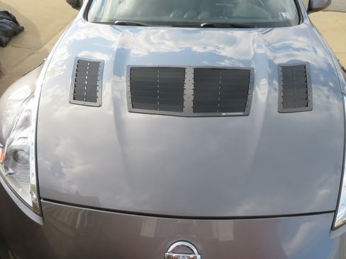 Used 2011 Nissan 370Z NISMO RWD image 8