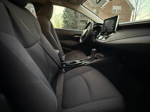 Used 2020 Toyota Corolla LE image 13