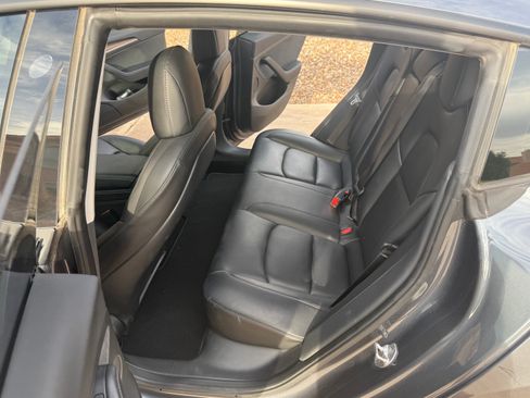 Used 2022 Tesla Model 3 Long Range image 13