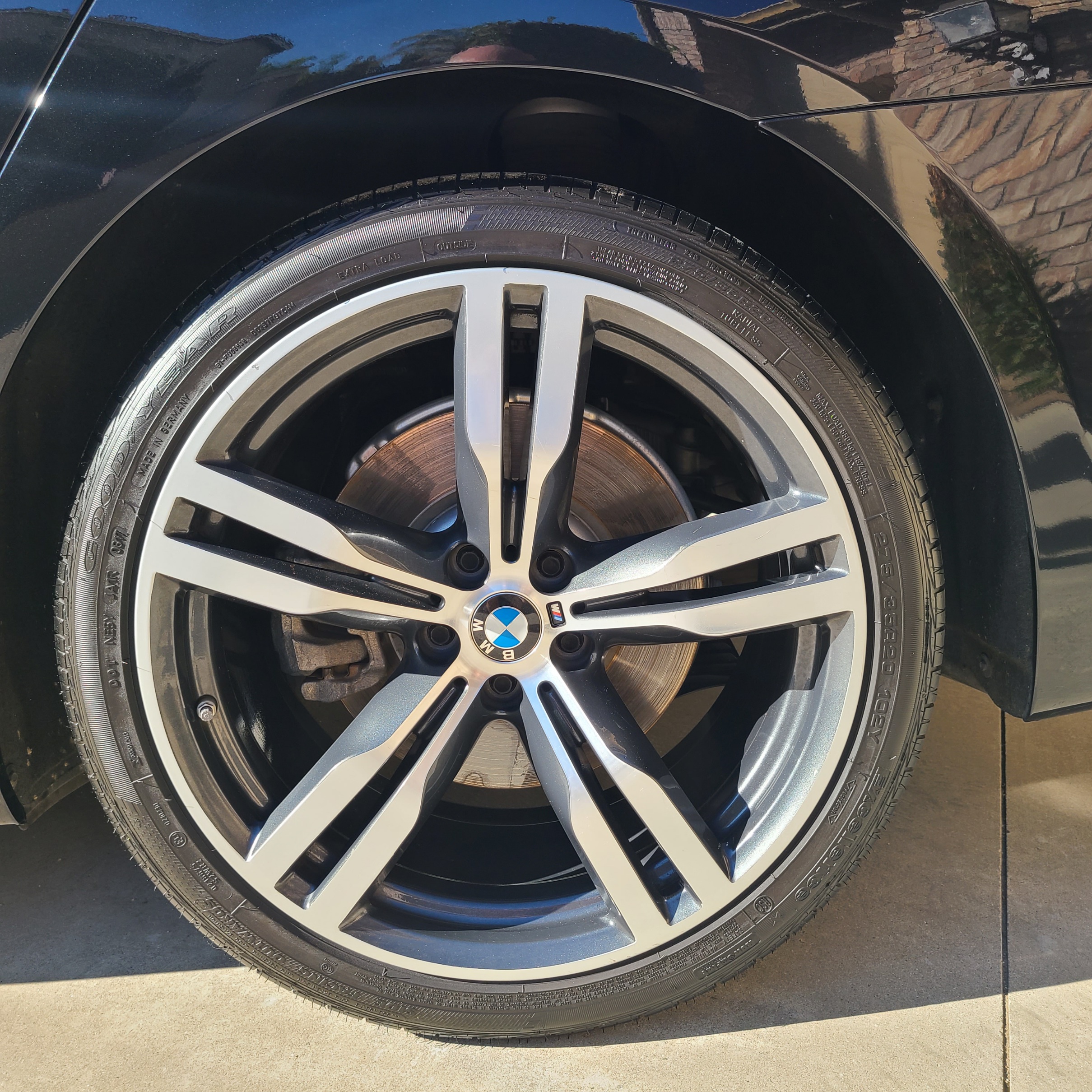 Used 2017 BMW 750i RWD image 12