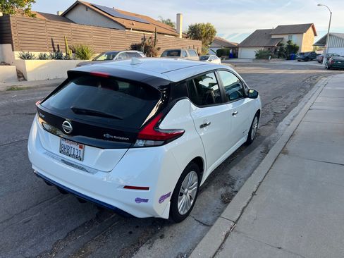 Used 2019 Nissan Leaf S w/ S Charge Package image 4