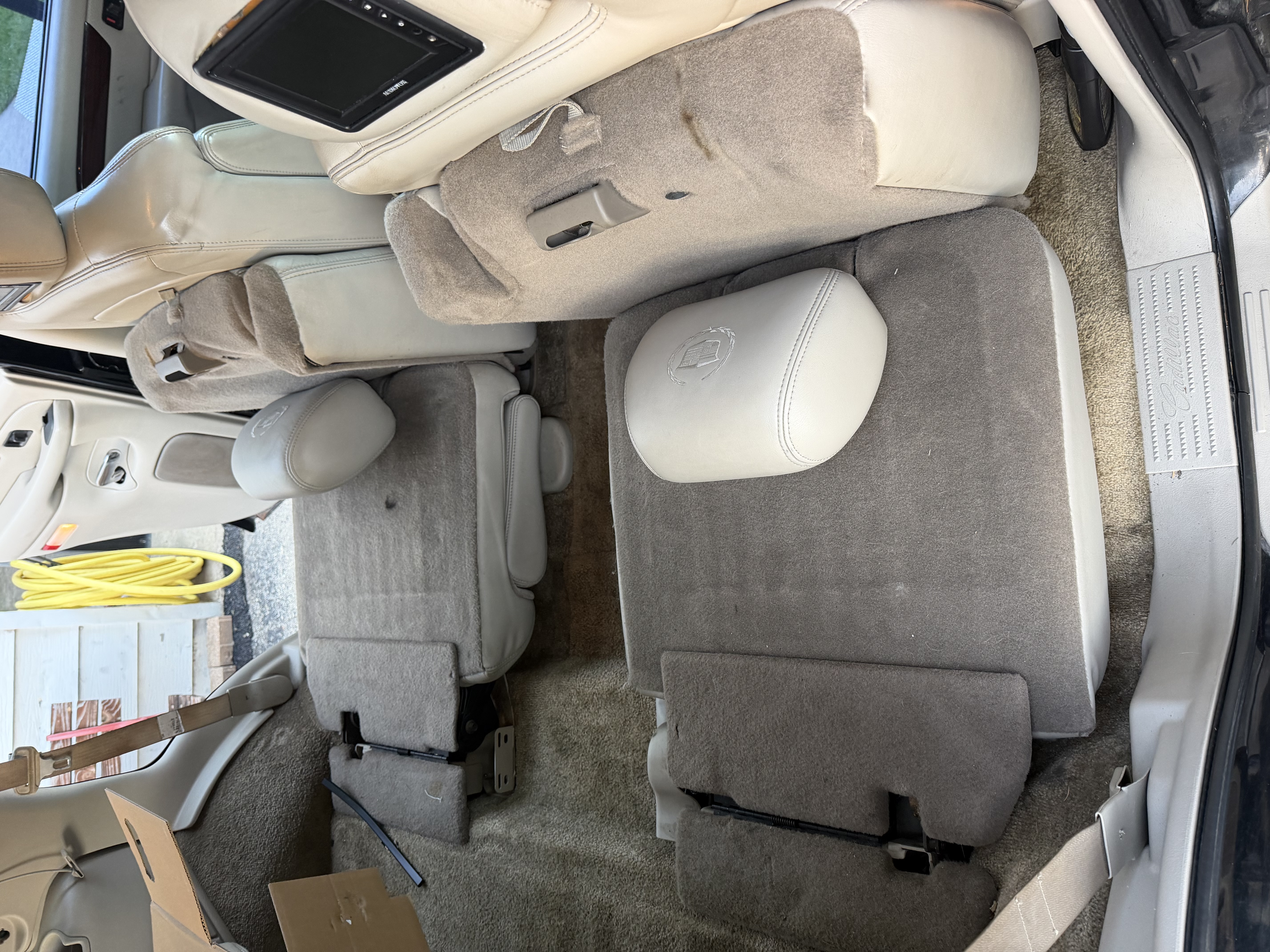 Used 2003 Cadillac Escalade AWD w/ Marketing Vehicle Package image 19