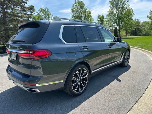 Used 2019 BMW X7 xDrive50i w/ Dynamic Handling Package AWD/4WD image 8