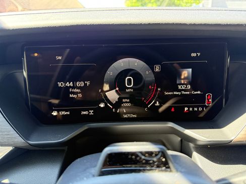 Used 2025 GMC Acadia Denali w/ Super Cruise Package AWD/4WD image 8